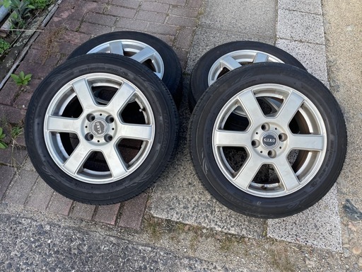 夏タイヤ　ダンロップ　185/60R15 4本