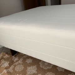 足つきマットレスの画像