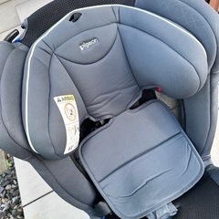 pigeon チャイルドシート
の画像