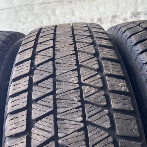 バリ山　BRIDGESTONE ブリヂストン　ブリジストン　DM-V3 225/60R18 2022〜2023年製　18インチ