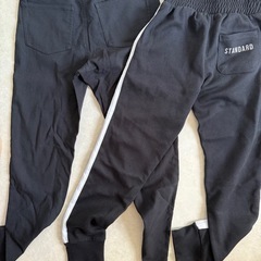 【140cm】パンツ4本セット(取り引き中)【美品】の画像