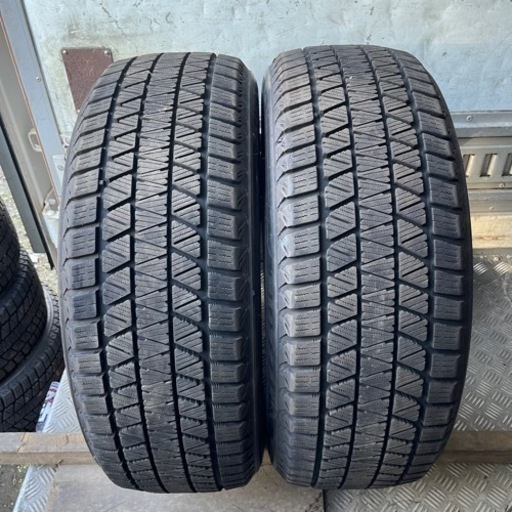 バリ山　BRIDGESTONE ブリヂストン　ブリジストン　DM-V3 225/55R19 スタッドレス　タイヤ　2023年製　19インチ