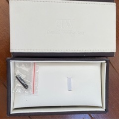 DANIEL WELLINGTON 時計プレゼント箱