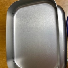 お弁当箱の画像