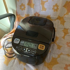 象印マイコン炊飯ジャー　NL-ＢA05