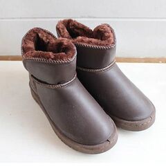 新品　内側全てボアのブーツ　23cm　撥水加工