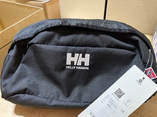 HELLY HANSEN ボディーバッグ