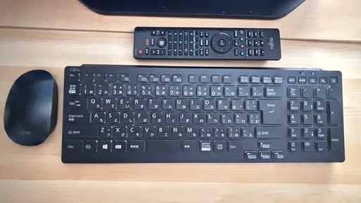 【SSDメモリ増設済み】FUJITSU FMVF90B3B2