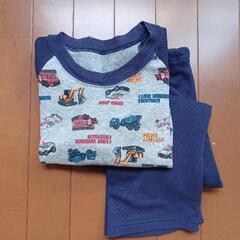 長袖パジャマ　120cm