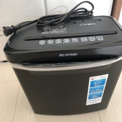 超コンパクト シュレッダー