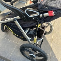 ベビーカー　大型の画像