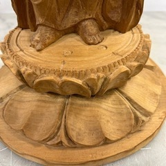 【売約済】木製 阿弥陀如来 観音菩薩 大仏 置物 サイズ23×23×55cmの画像