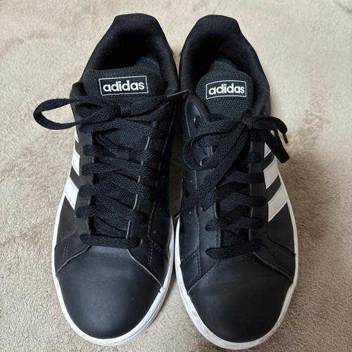 至急‼️早期取引希望‼️adidasスニーカー25.5