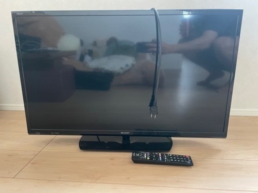［受付終了]32インチ液晶テレビ　SHARP