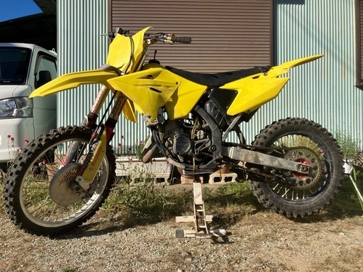 2003年式 RM125 RF16A K3 エンデューロ・山遊び仕様 予備部品など約200個 18インチ