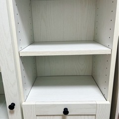 収納棚の画像