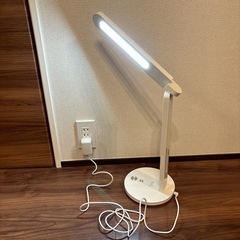 eufy Lumos A4 LEDデスクライトの画像