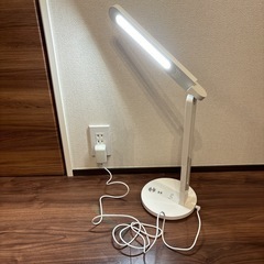 eufy Lumos A4 LEDデスクライトの画像