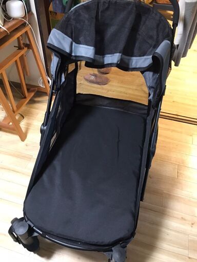 使用感ほぼなし！折り畳み可能！組立て済み！大型犬使用可！タンスにゲンのペットカート（グレー）