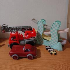 車のおもちゃ 3点