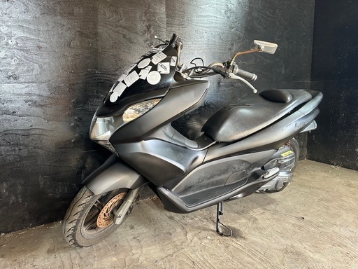 ★支払総額9.8万円★下取り可能！無料査定できます！ ホンダ PCX125 JF28 カスタム多数♪社外マフラー！LEDテール、ウインカー！低燃費！通勤通学に♪
