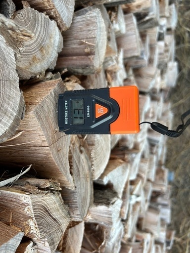 薪ストーブキャンプ広葉樹 薪割済のニセアカシア3-2薪 曲がり曲者多 1