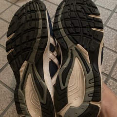 asicsシューズの画像