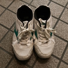 スポーツ靴