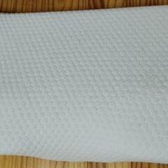 低反発枕・2段階高さ調整　ウレタン製の画像