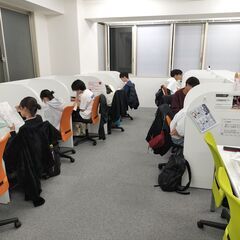 来て30秒で集中する生徒は、当塾の誇りです