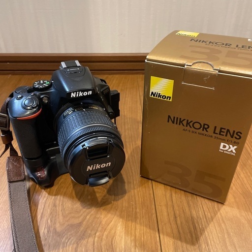 NikonニコンD5600とレンズ2本セット