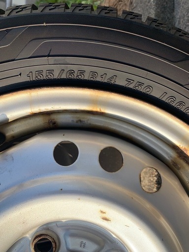 【お取引中】23年製155/65R14 YOKOHAMA ice GUARD ig60スタッドレスタイヤ