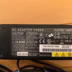 Fujitsu パソコンACアダプター１つ500円の画像