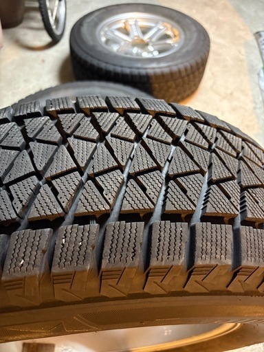 スタッドレスタイヤ、ホイール、265/65R17、ブリヂストン、KEELER、17インチ、