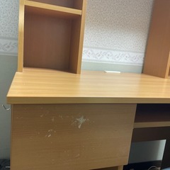 《取引中》       　学習机の画像