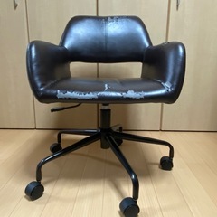 デスクチェア　合皮