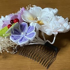 髪飾り　成人式　卒業式の画像