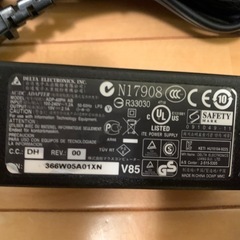 各社パソコンACアダプター１つ500円の画像