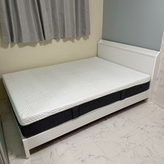 【16日引き取り希望】エママットレス付きニトリダブルベッド