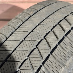 スタッドレスタイヤ　165/65R14 VRX3 の画像