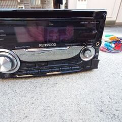 中古カーオーディオ KENWOOD DPX-U77