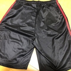 赤ライン　ハーフパンツ　Ｌ
の画像