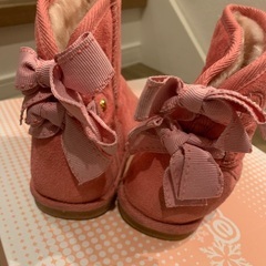 19センチ　ブーツ　ピンク　リボンの画像