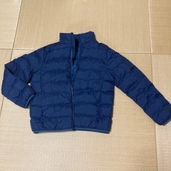 UNIQLO/ユニクロ　ライトダウン(フードなし)　150