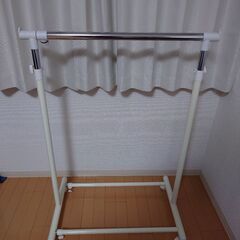 ハンガーラック