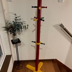 木製ポールハンガー/クレヨン