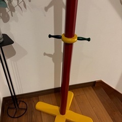 木製ポールハンガー/クレヨンの画像