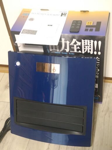 中古　加湿機能付き大風量セラミックヒーター　QD212-NV