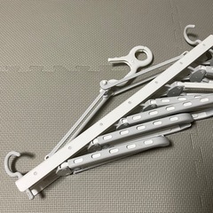 洗濯ハンガー　7連ハンガー　伸縮タイプ　ニトリの画像