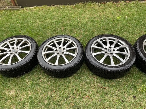 日産ジューク冬タイヤとアルミセット